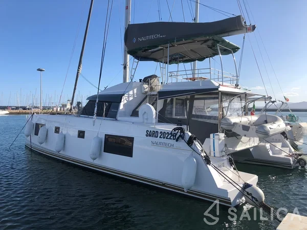 Nautitech 46 Fly - Yacht Charter Sailica