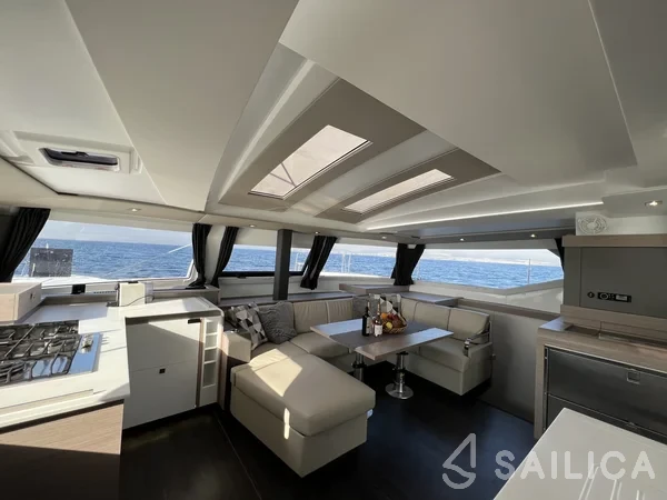 Elba 45 - Yacht Charter Sailica