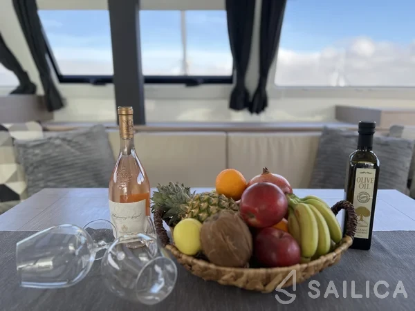 Elba 45 - Yacht Charter Sailica