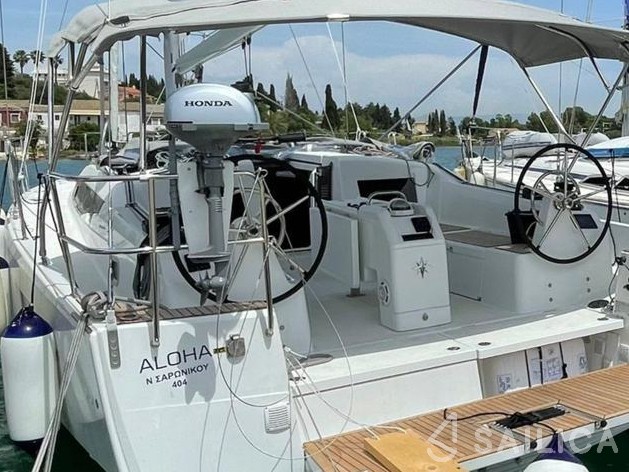 Sun Odyssey 410 - Yacht Charter Sailica