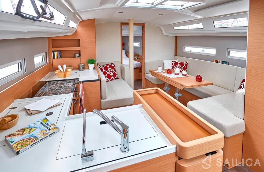 Sun Odyssey 410 - Yacht Charter Sailica