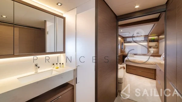 Lagoon 55 - Yacht Charter Sailica