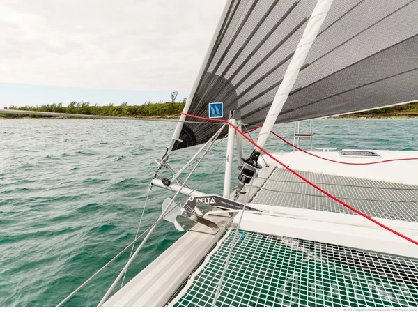 Lagoon 42 - Yacht Charter Sailica