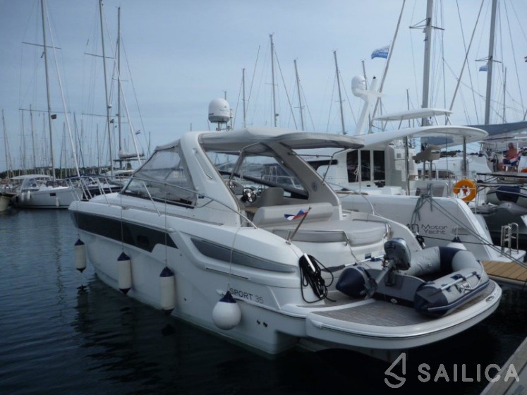 Bavaria 35 Sport - Yacht Charter Sailica
