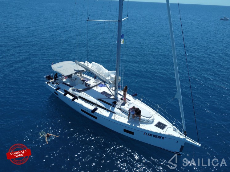 Oceanis 51.1 - Yacht Charter Sailica