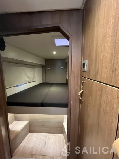 Bali 4.2 - Yacht Charter Sailica
