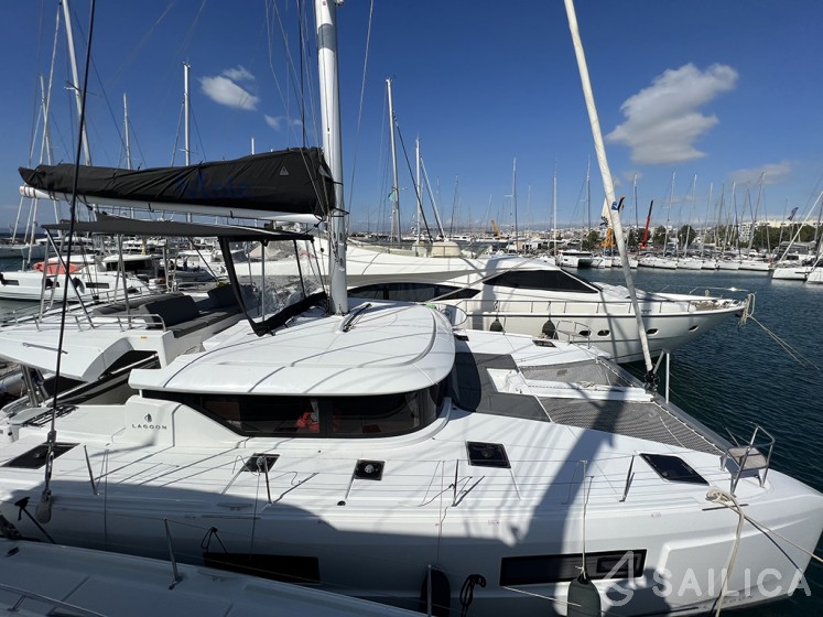 Lagoon 46  - Yacht Charter Sailica