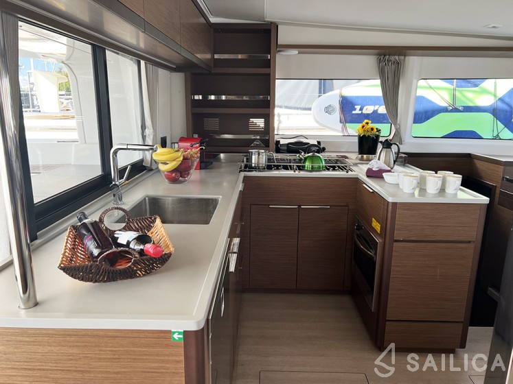 Lagoon 46  - Yacht Charter Sailica