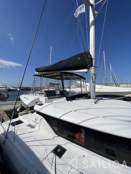 Lagoon 46  - Yacht Charter Sailica
