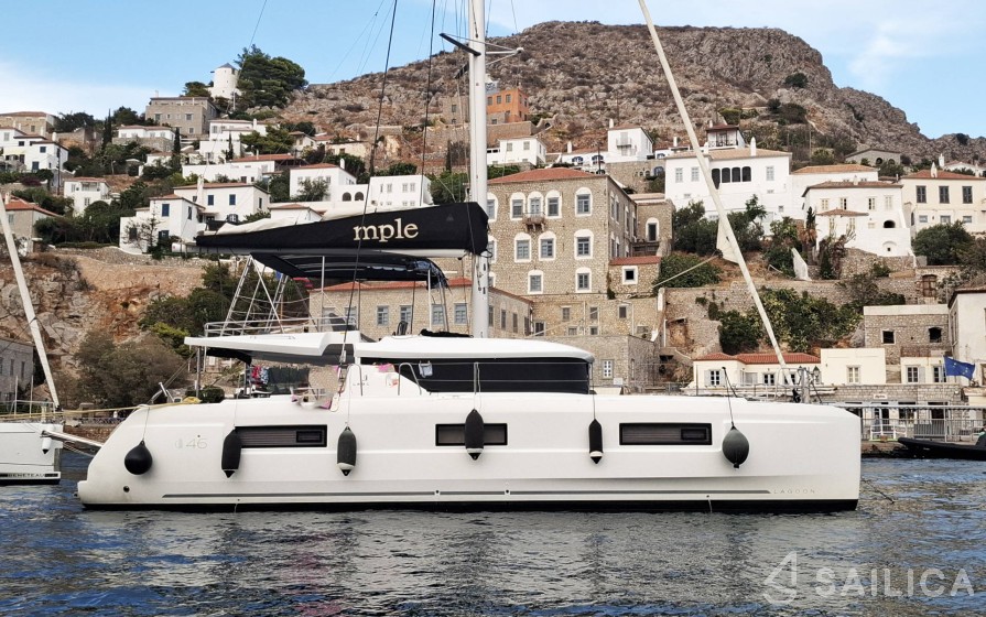 Lagoon 46  - Yacht Charter Sailica