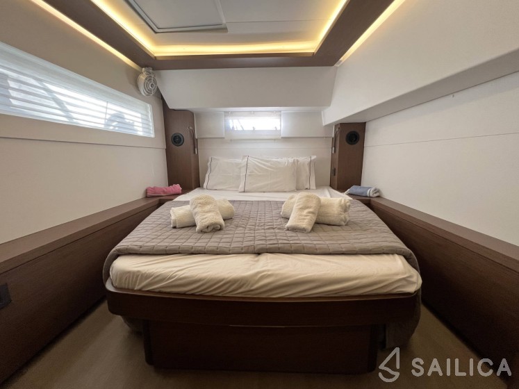Lagoon 46  - Yacht Charter Sailica