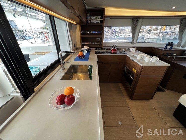 Lagoon 46  - Yacht Charter Sailica