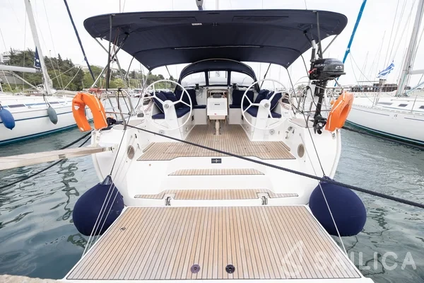 Bavaria 46 Cruiser - Yacht Charter Sailica