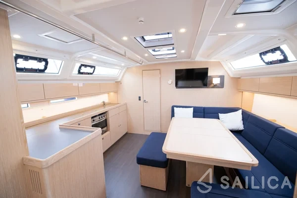 Bavaria 46 Cruiser - Yacht Charter Sailica