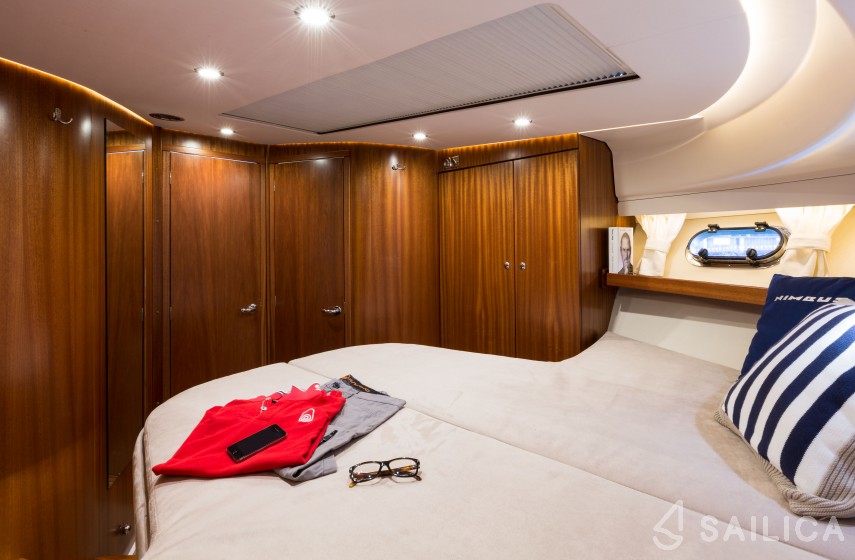 Nimbus 405 Coupe - Yacht Charter Sailica