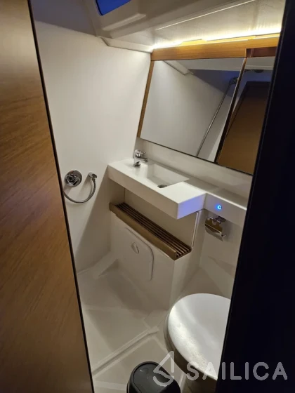 Sun Odyssey 440 - Yacht Charter Sailica