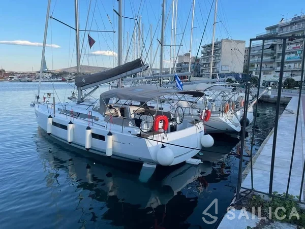 Sun Odyssey 440 - Yacht Charter Sailica