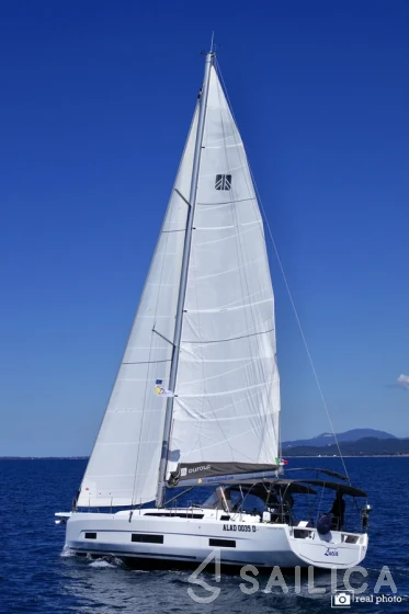 Dufour 470 - Yacht Charter Sailica