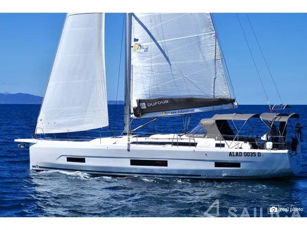 Dufour 470 - Yacht Charter Sailica