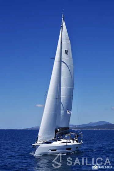 Dufour 470 - Yacht Charter Sailica