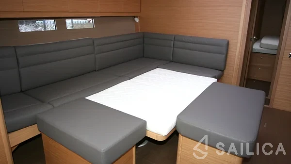 Dufour 460 GL - Yacht Charter Sailica