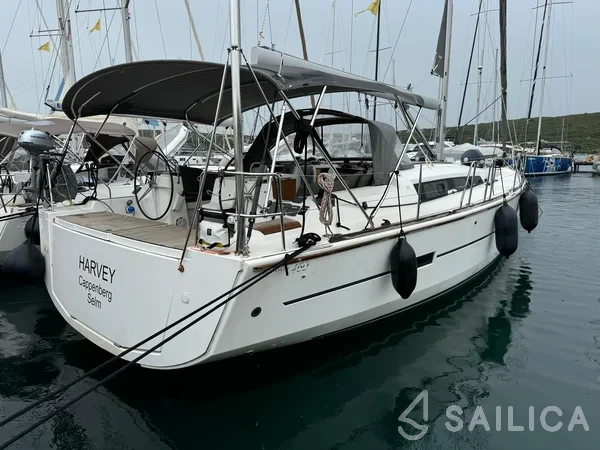 Dufour 460 GL - Yacht Charter Sailica