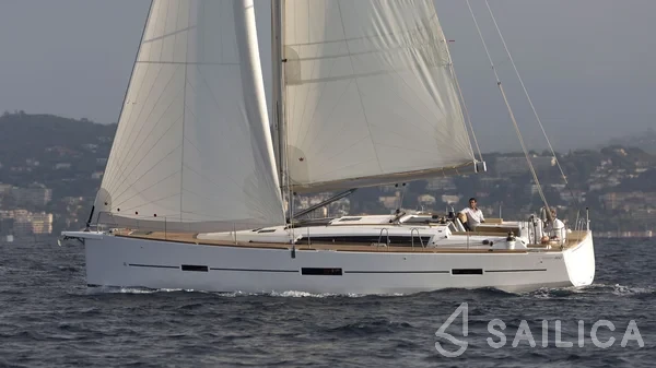 Dufour 460 GL - Yacht Charter Sailica
