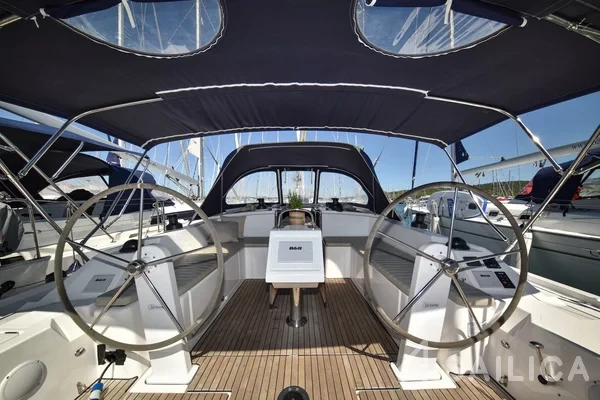 Bavaria C42 - Yacht Charter Sailica