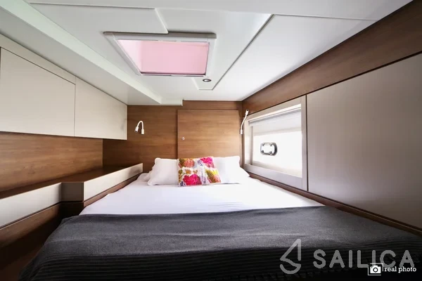 Bali 4.6 - Yacht Charter Sailica