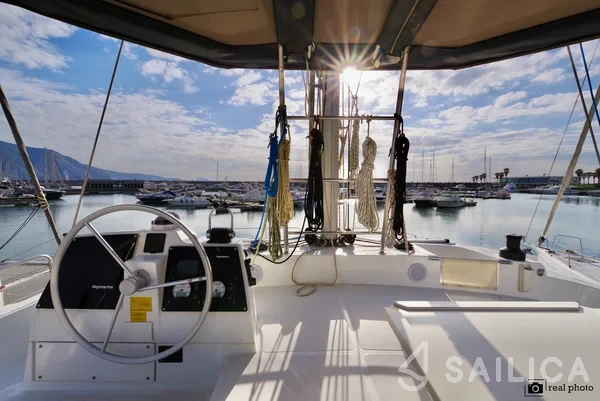 Bali 4.6 - Yacht Charter Sailica