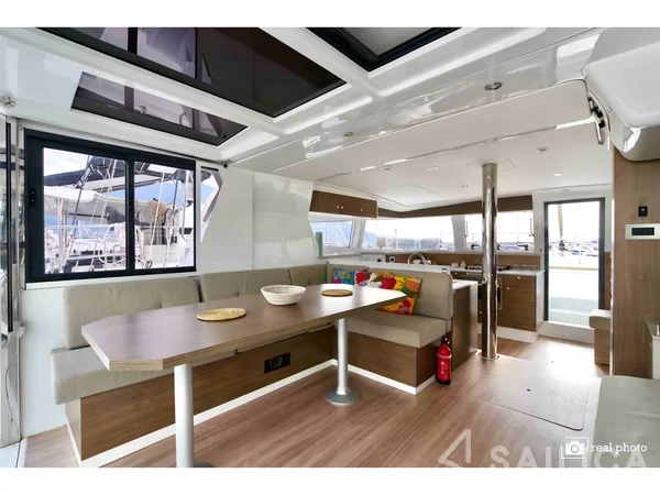 Bali 4.2 - Yacht Charter Sailica