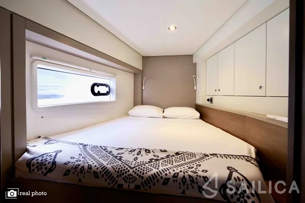 Bali 4.2 - Yacht Charter Sailica