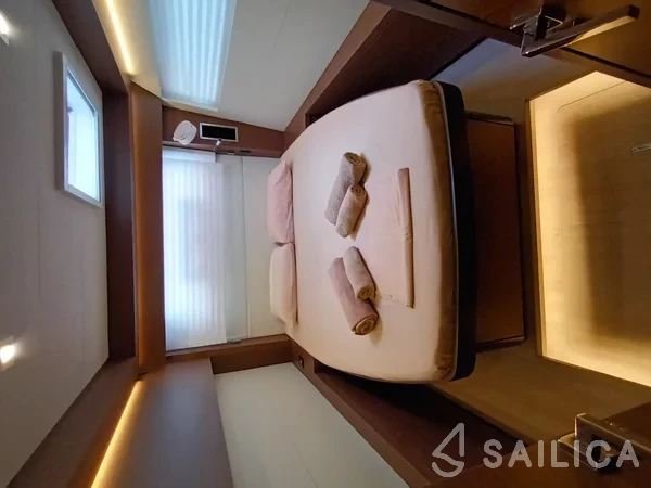 Lagoon 50 - Yacht Charter Sailica