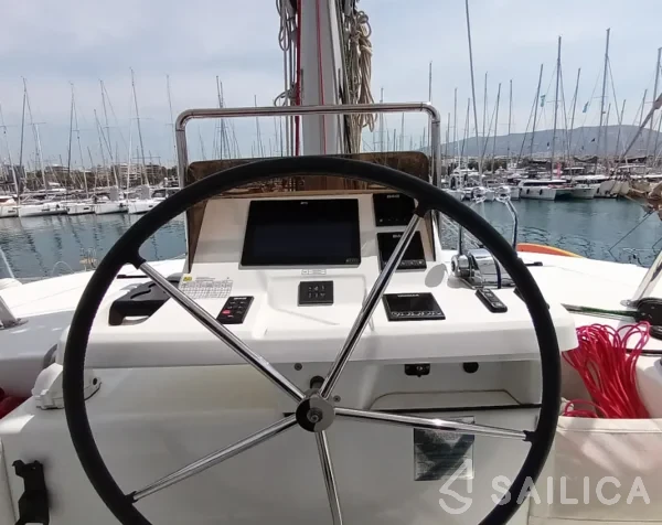 Lagoon 50 - Yacht Charter Sailica