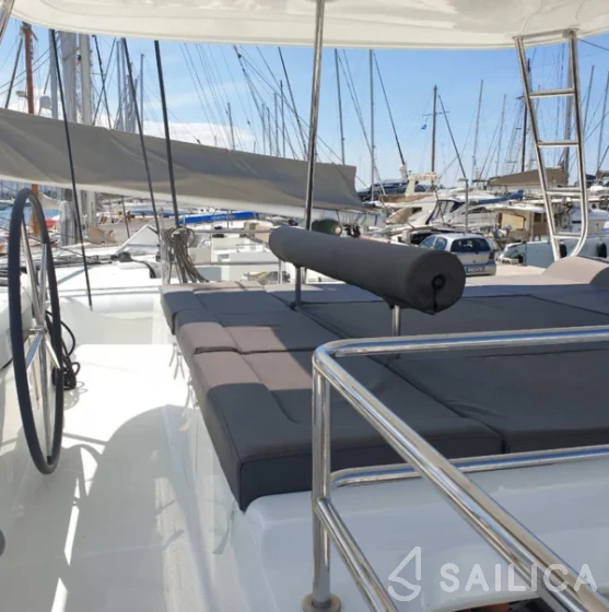 Lagoon 50 - Yacht Charter Sailica