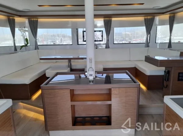 Lagoon 50 - Yacht Charter Sailica