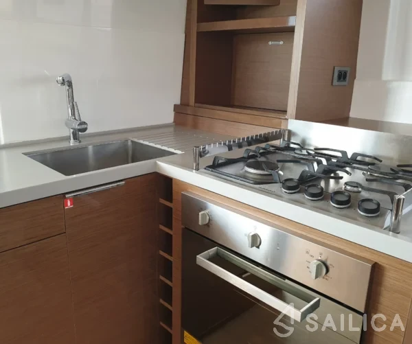 Lagoon 50 - Yacht Charter Sailica