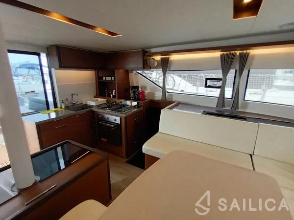 Lagoon 50 - Yacht Charter Sailica