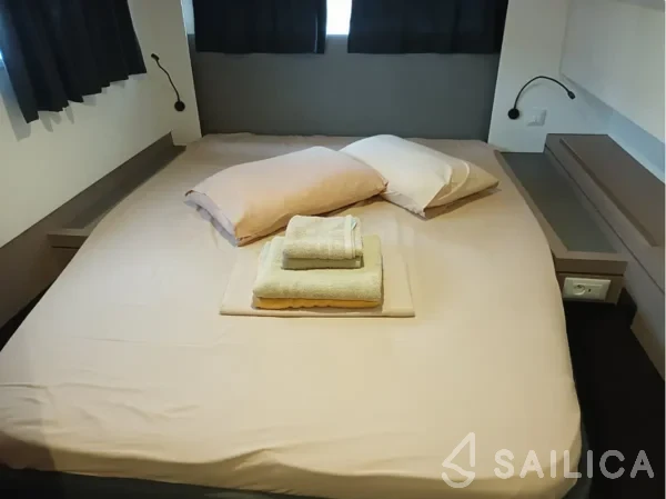 Tanna 47 - Yacht Charter Sailica