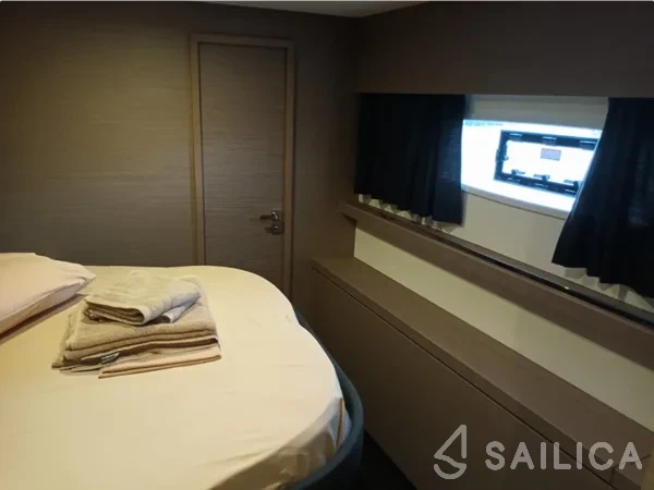 Tanna 47 - Yacht Charter Sailica