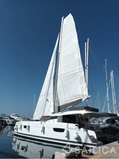 Tanna 47 - Yacht Charter Sailica