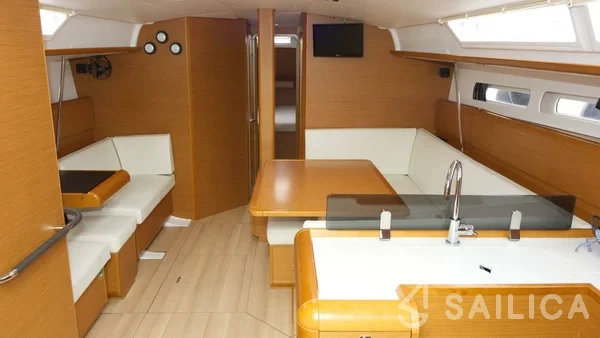 Sun Odyssey 439 - Yacht Charter Sailica