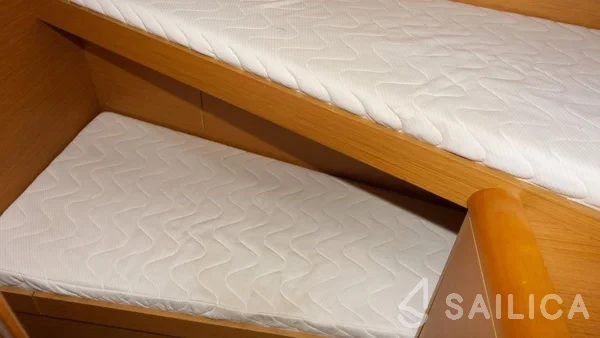 Sun Odyssey 439 - Yacht Charter Sailica