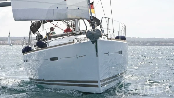 Sun Odyssey 439 - Yacht Charter Sailica