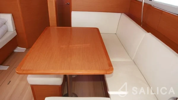 Sun Odyssey 439 - Yacht Charter Sailica