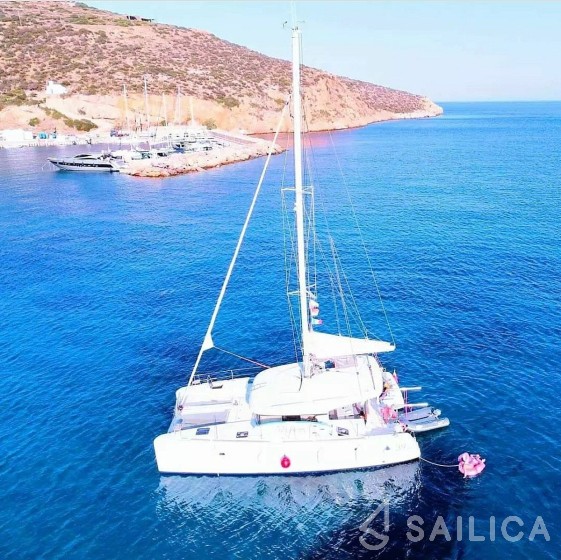 Lagoon 39 - Yacht Charter Sailica