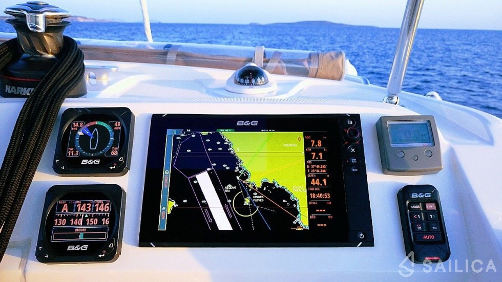 Lagoon 39 - Yacht Charter Sailica