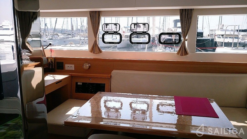 Lagoon 39 - Yacht Charter Sailica