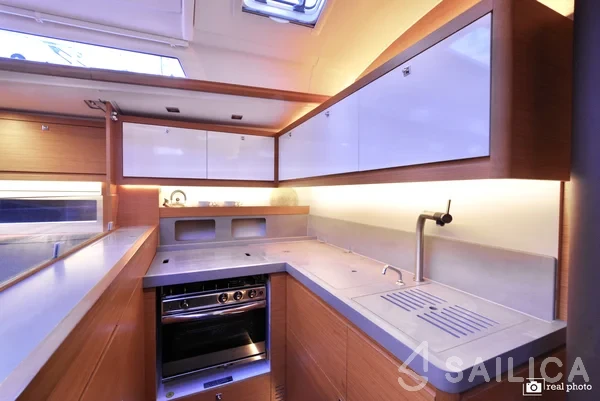 Dufour 530 - Yacht Charter Sailica