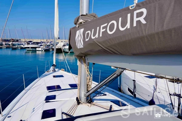 Dufour 530 - Yacht Charter Sailica